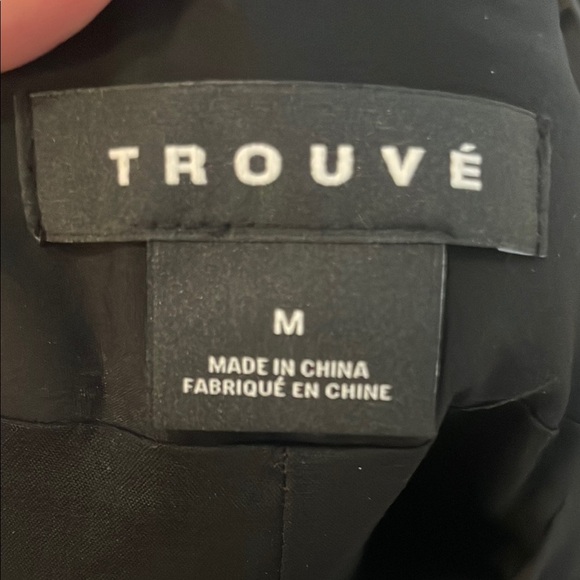 Trouve Black A-Line Midi Skirt with Ruched High-Low Design - Picture 6 of 8